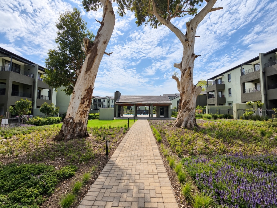 2 Bedroom Property for Sale in Jakarandas Western Cape
